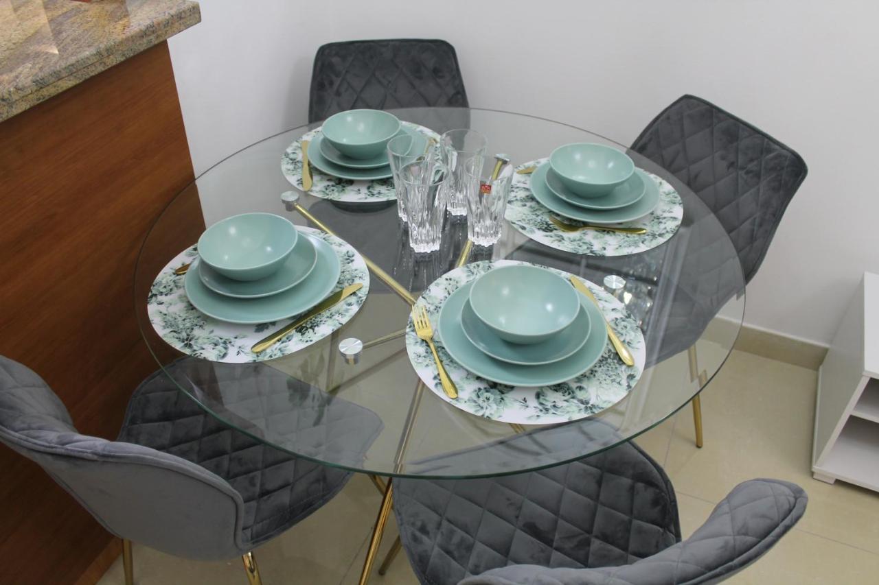 Newly Furnished One Bedroom Apartment Next To Metro & Beach In Marina Residence Dubai Dış mekan fotoğraf