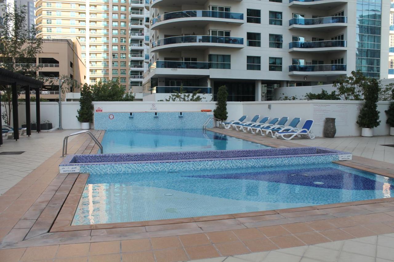 Newly Furnished One Bedroom Apartment Next To Metro & Beach In Marina Residence Dubai Dış mekan fotoğraf