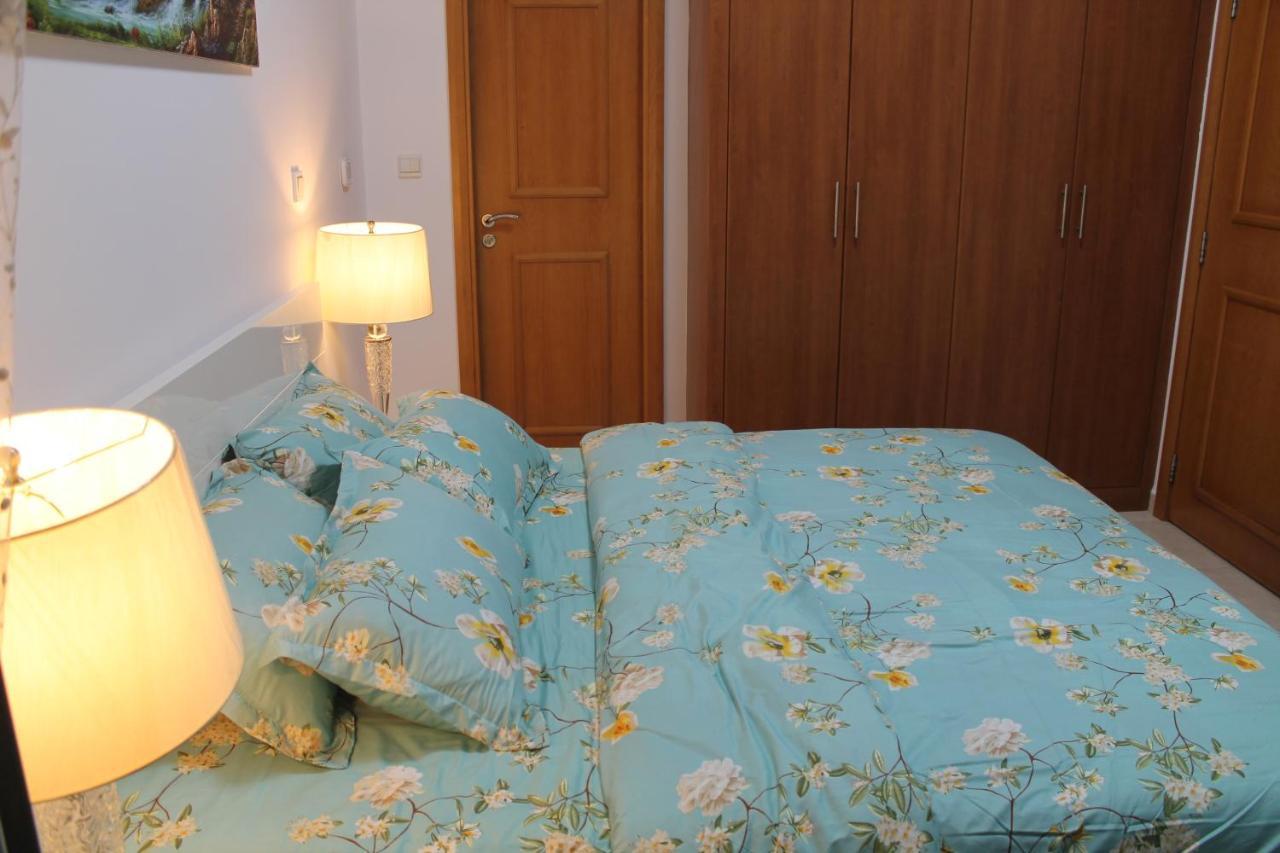 Newly Furnished One Bedroom Apartment Next To Metro & Beach In Marina Residence Dubai Dış mekan fotoğraf