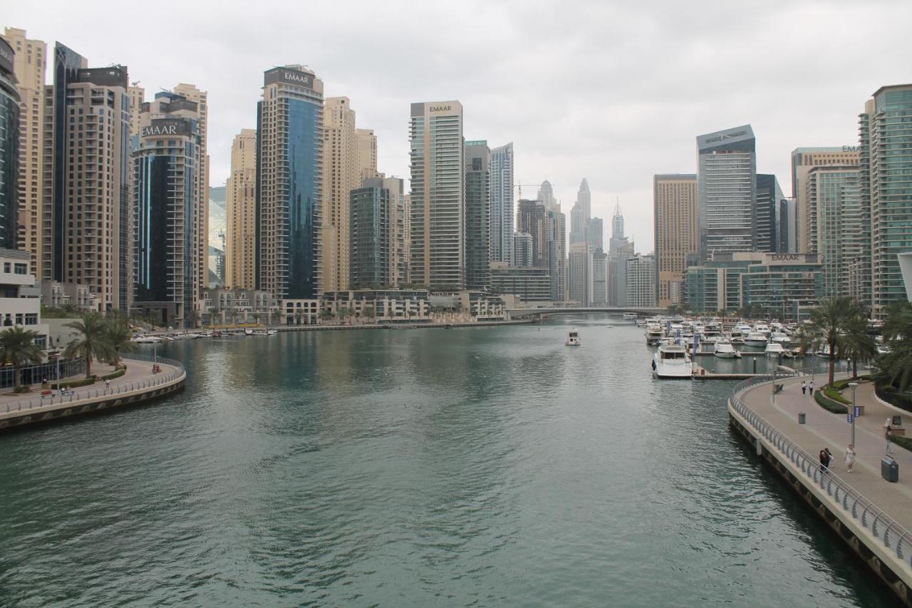 Newly Furnished One Bedroom Apartment Next To Metro & Beach In Marina Residence Dubai Dış mekan fotoğraf